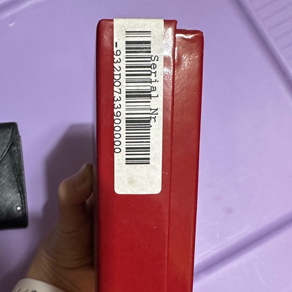 Black Salvatore Ferragamo Nero Pebble Calf Square Wallet - Picture 11 of 12